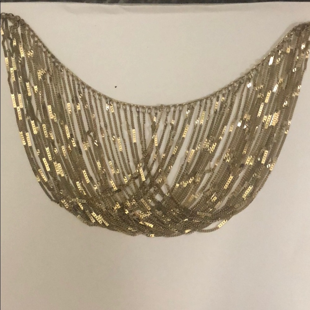 Gold Chain Loop Necklace